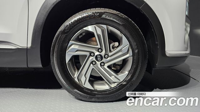 Hyundai Santafe 2021 — photo 7