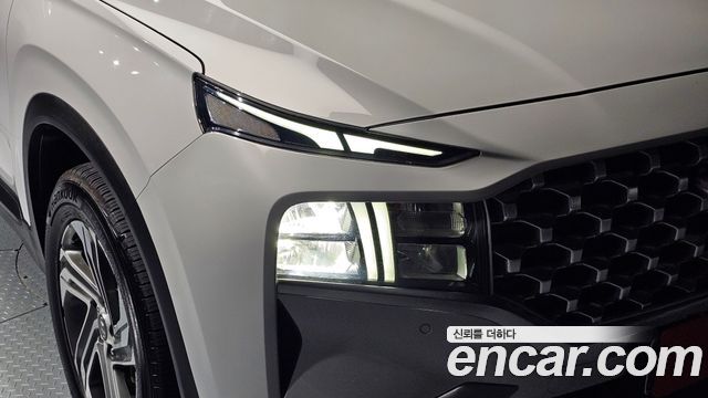Hyundai Santafe 2021 — photo 8