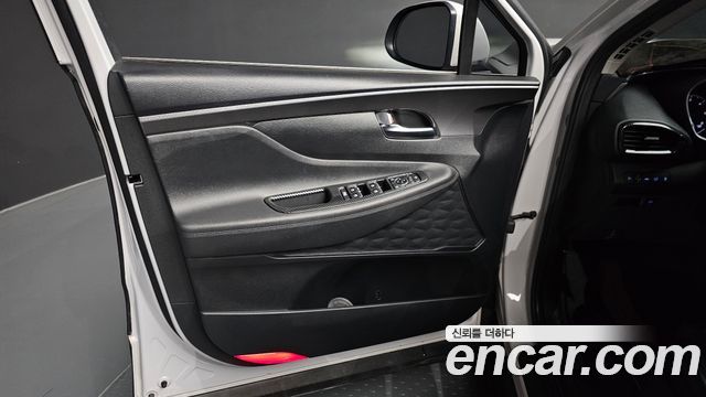 Hyundai Santafe 2021 — photo 14