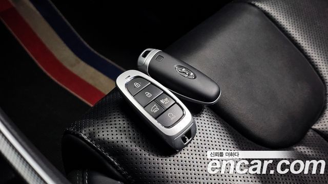 Hyundai Santafe 2021 — photo 35