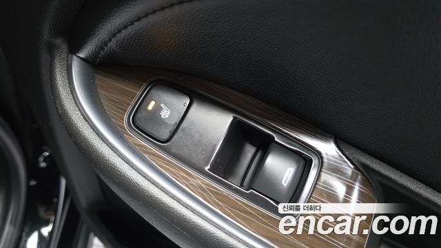 Chevrolet Korea Malibu 2017 — photo 24