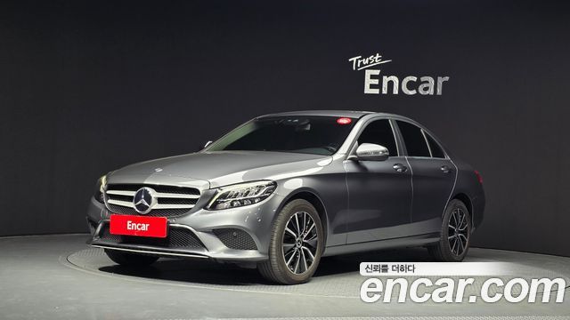 Mercedes-Benz C-Class 2019 — photo 1
