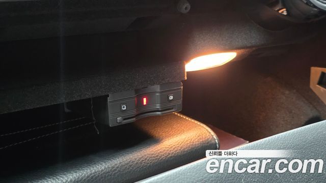 Mercedes-Benz C-Class 2019 — photo 27