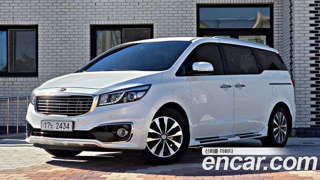 Kia Canival 2018 — photo 1