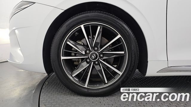 Hyundai Grandeur 2023 — photo 5