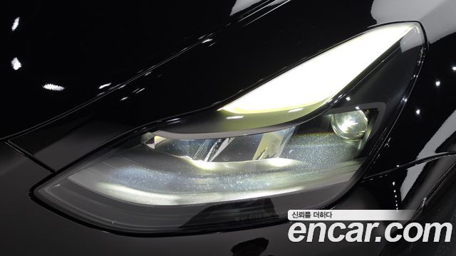 Tesla Model Y 2021 — photo 8