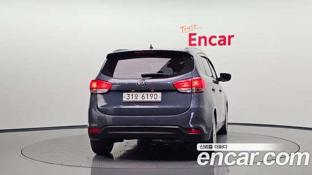 Kia Carens 2015 — photo 4