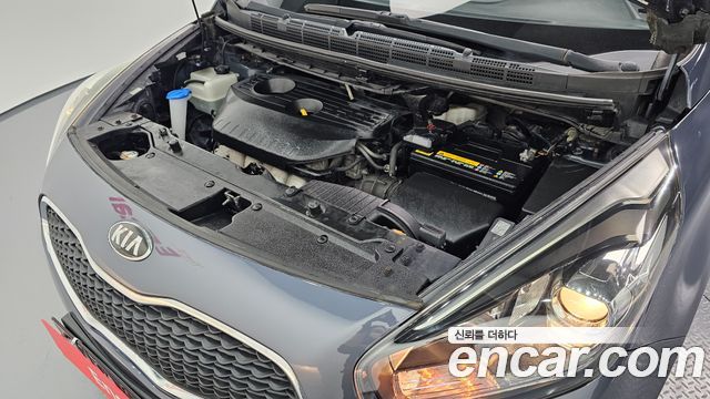 Kia Carens 2015 — photo 6