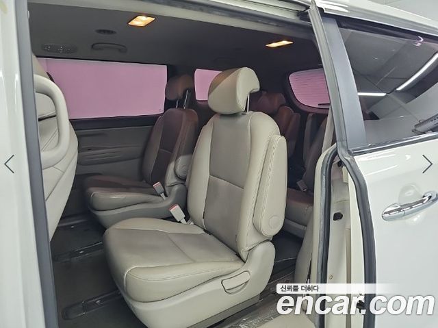 Kia Canival 2016 — photo 6