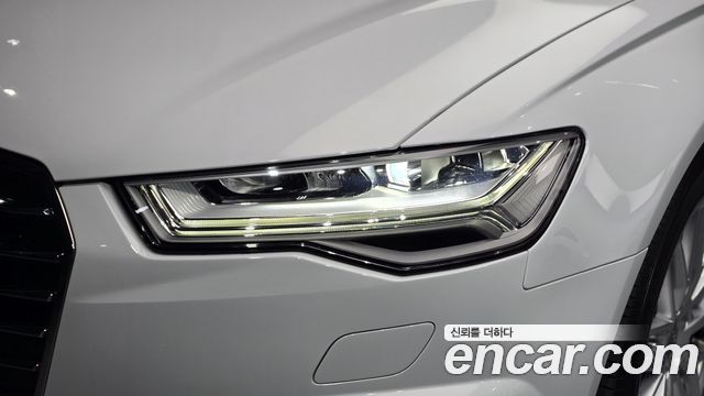 Audi A6 2018 — photo 8