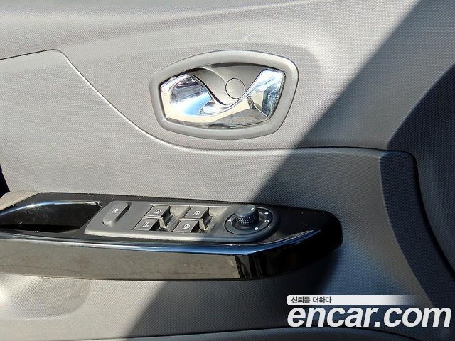 Renault Korea QM3 2014 — photo 11
