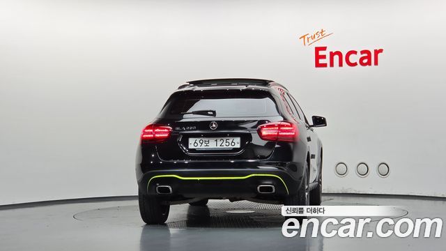 Mercedes-Benz GLA-Class 2018 — photo 4