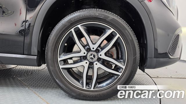 Mercedes-Benz GLA-Class 2018 — photo 7