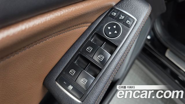 Mercedes-Benz GLA-Class 2018 — photo 29