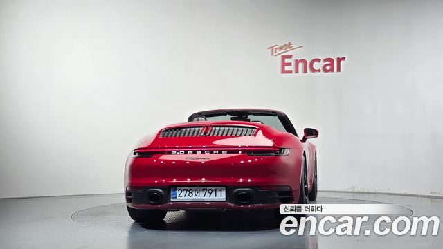 Porsche 911 2024 — photo 4
