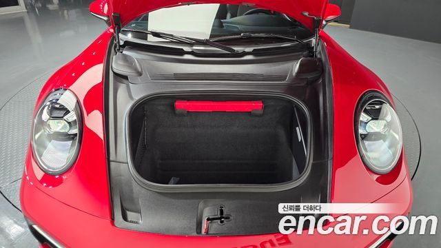 Porsche 911 2024 — photo 6
