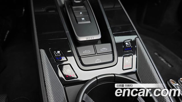Porsche 911 2024 — photo 12