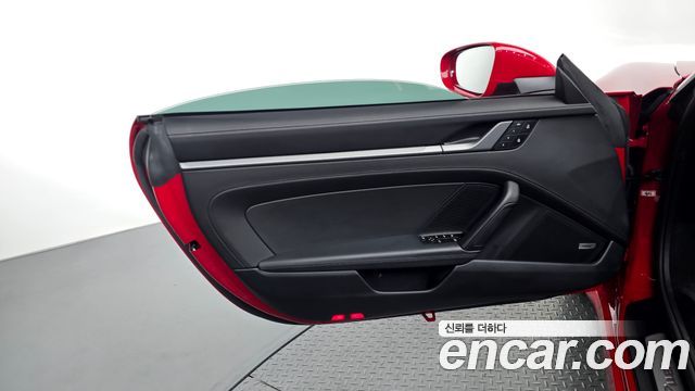 Porsche 911 2024 — photo 14