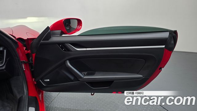 Porsche 911 2024 — photo 15