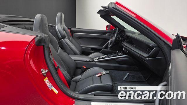 Porsche 911 2024 — photo 16