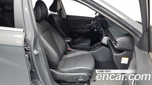 Hyundai Kona 2025 — photo 16