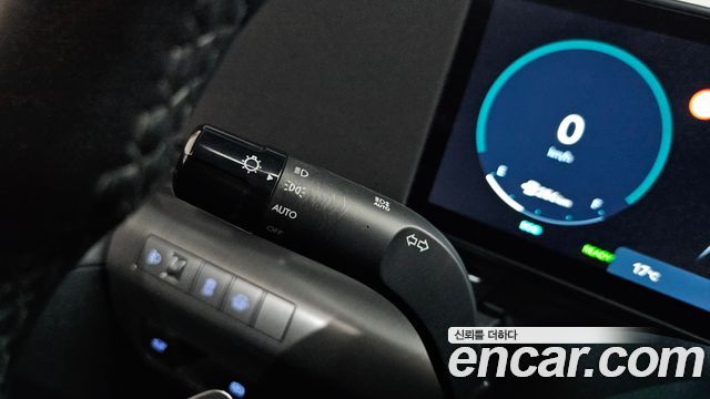 Hyundai Kona 2025 — photo 35