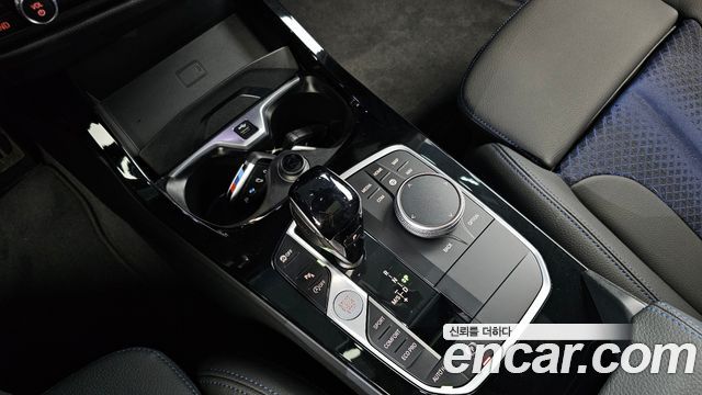 BMW 1-Series 2024 — photo 12