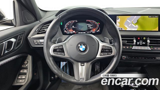 BMW 1-Series 2024 — photo 21