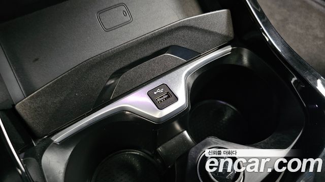 BMW 1-Series 2024 — photo 27