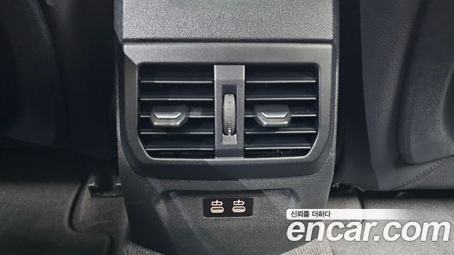 BMW 1-Series 2024 — photo 30