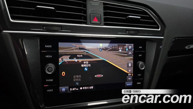 Volkswagen Tiguan 2020 — photo 20