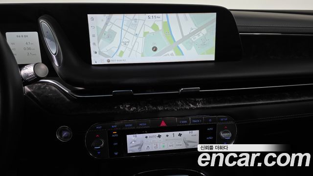 Genesis G90 2023 — photo 12