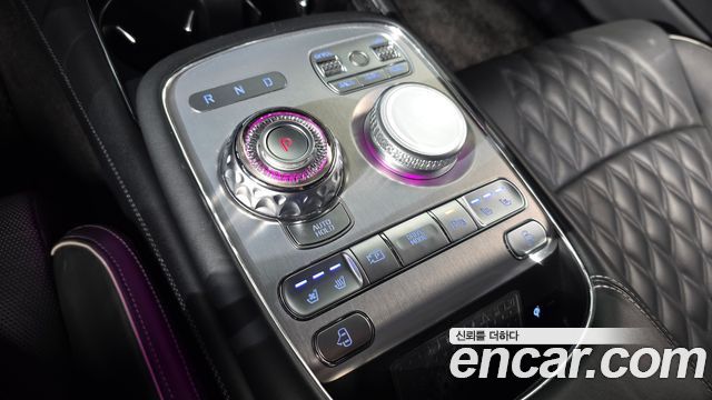 Genesis G90 2023 — photo 18