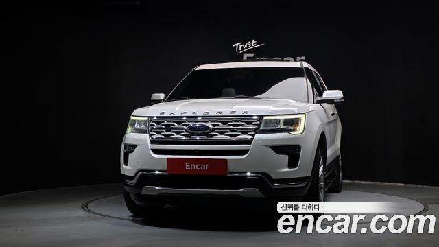 Ford Explorer 2018 — photo 3