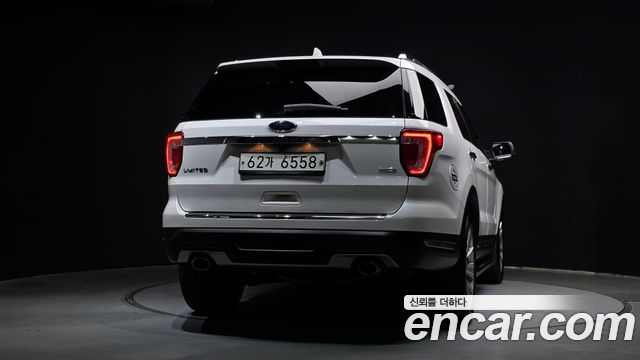 Ford Explorer 2018 — photo 4