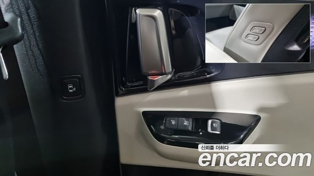 Kia Canival 2023 — photo 15