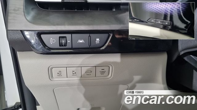 Kia Canival 2023 — photo 16