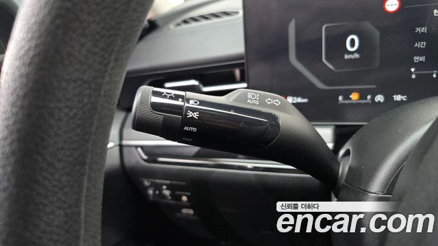 Kia K5 2024 — photo 31