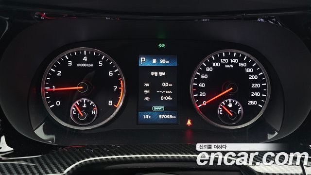 Kia K5 2022 — photo 8