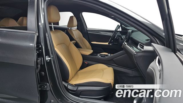 Kia K5 2022 — photo 10