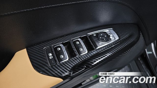 Kia K5 2022 — photo 17