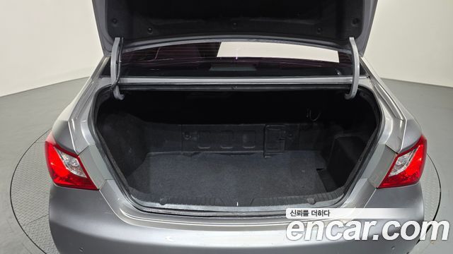 Hyundai Sonata 2014 — photo 24