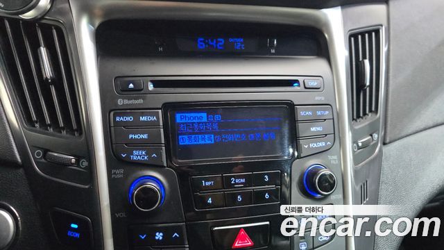 Hyundai Sonata 2014 — photo 31