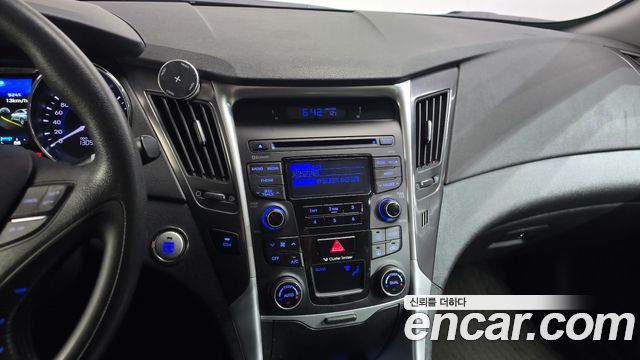 Hyundai Sonata 2014 — photo 32