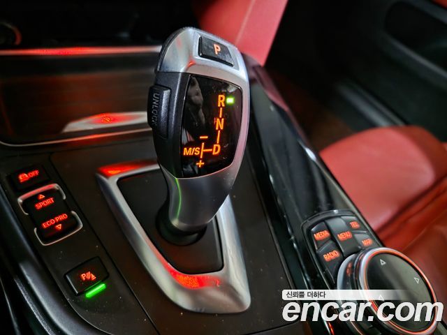 BMW 4-Series 2015 — photo 9