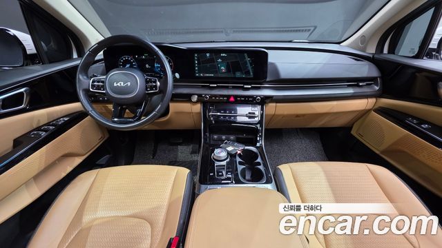 Kia Canival 2023 — photo 7