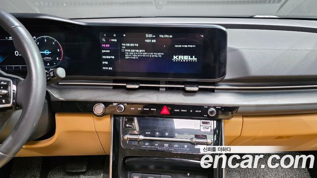 Kia Canival 2023 — photo 17