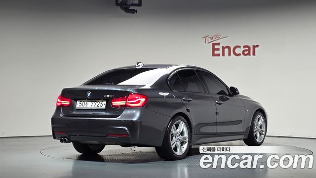 BMW 3-Series 2017 — photo 2