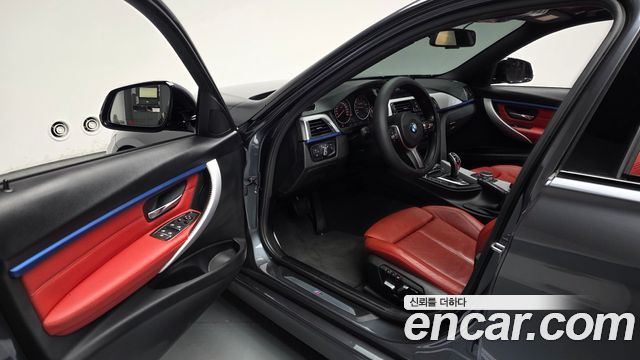 BMW 3-Series 2017 — photo 13