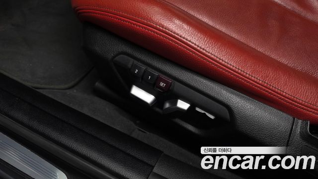 BMW 3-Series 2017 — photo 29